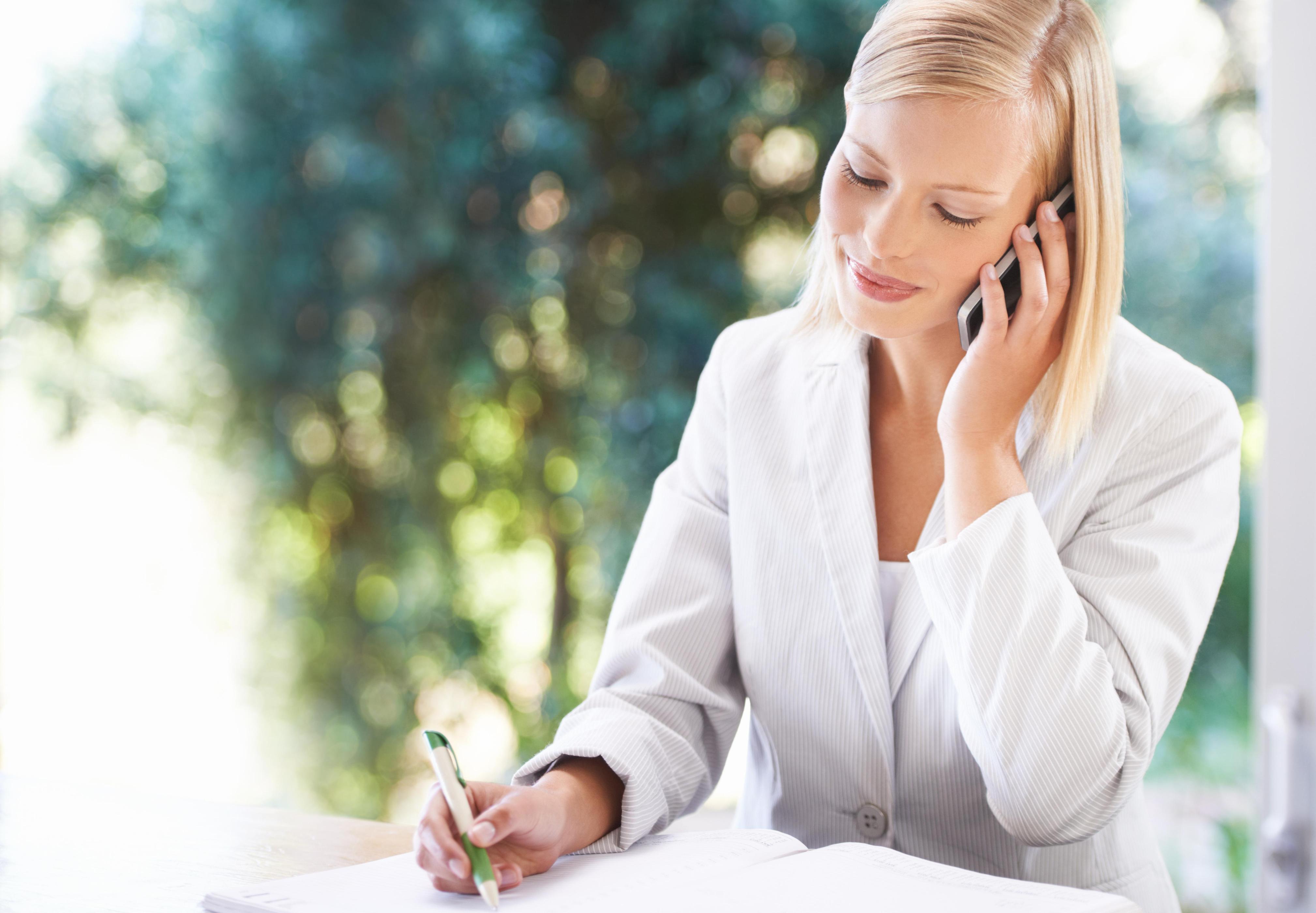 Contact Spaarvio for financial advice